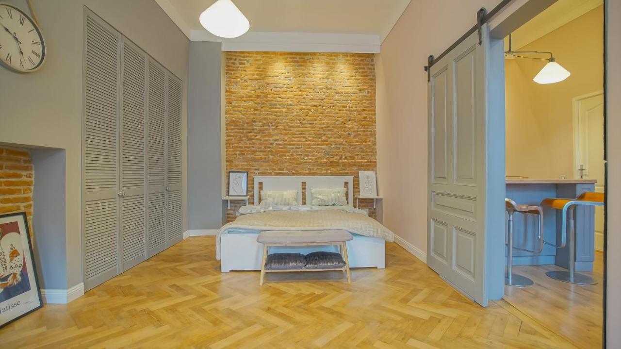 Coroni Republic Apart Apartment Brasov Exterior photo