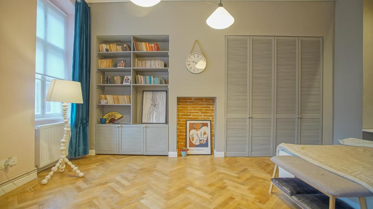 Coroni Republic Apart Apartment Brasov Exterior photo